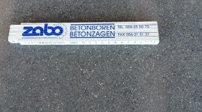 976.jpg